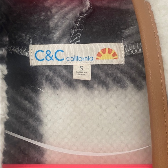 NWOT. C&C California Buffalo Plaid Open Front Jacket - Picture 3 of 7